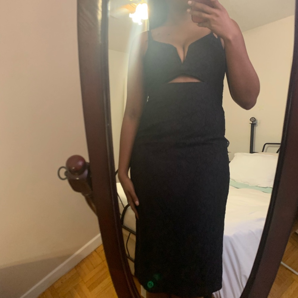 Dotti Black Dress w/ Cutout FROM AUSTRALIA 🇦🇺